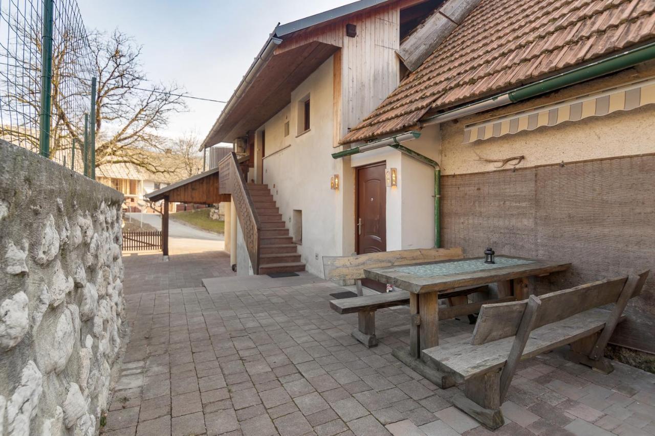 Apartments Katja Бохин Екстериор снимка