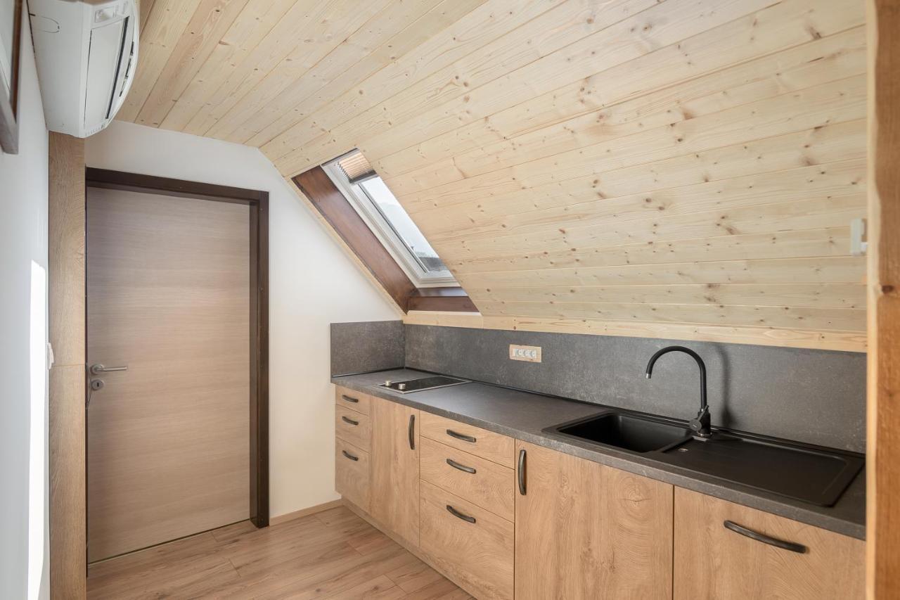 Apartments Katja Бохин Екстериор снимка