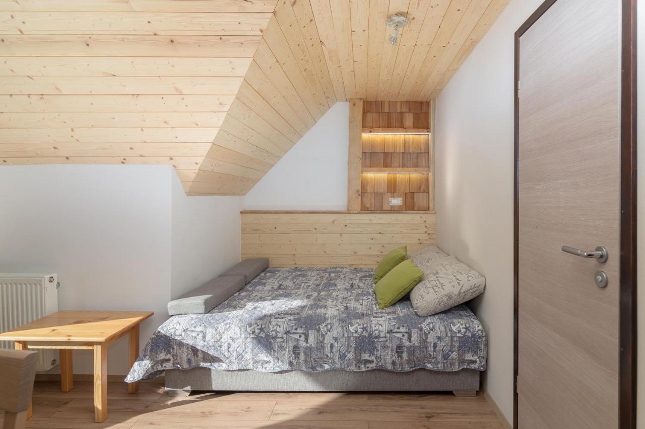 Apartments Katja Бохин Екстериор снимка