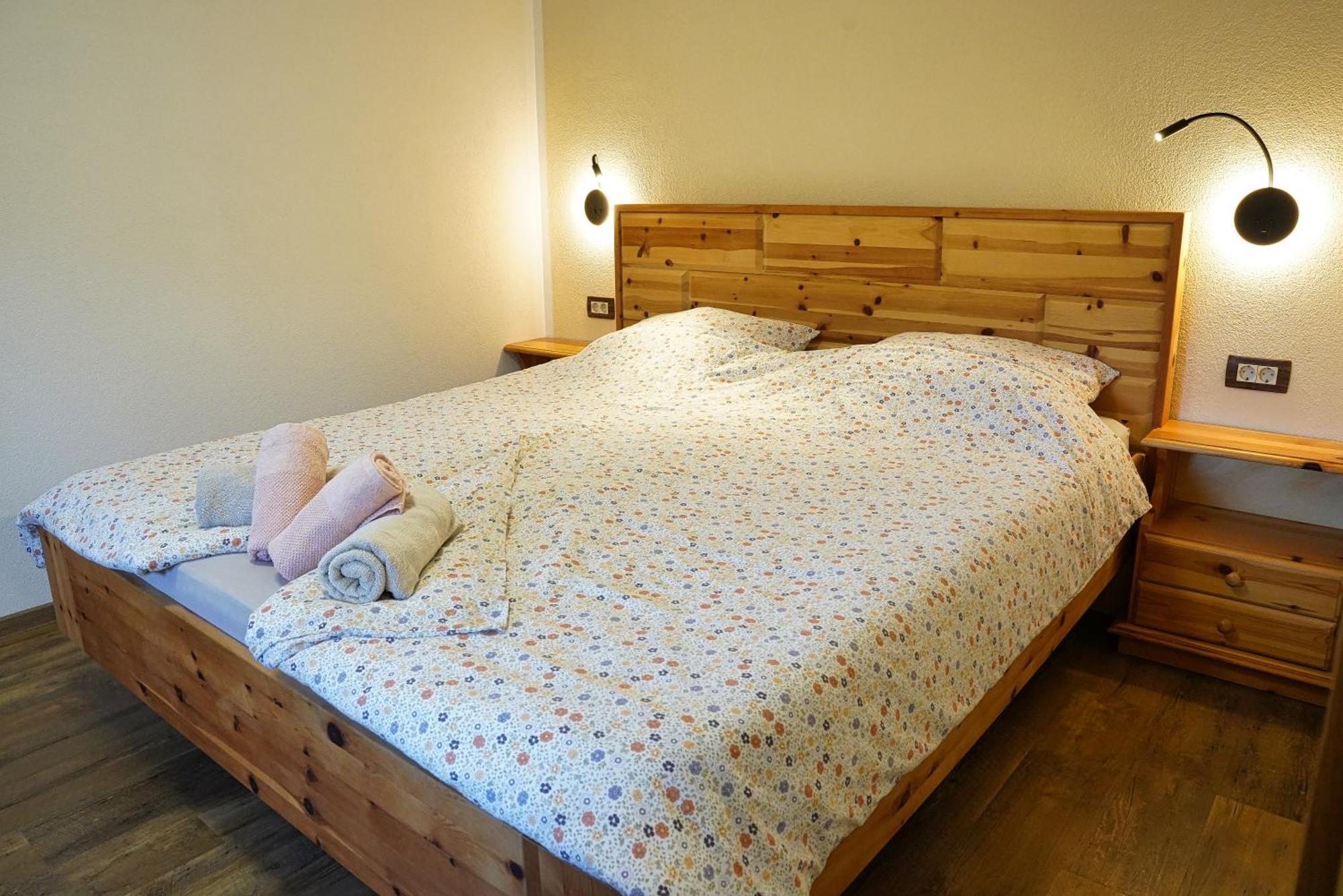 Apartments Katja Бохин Екстериор снимка