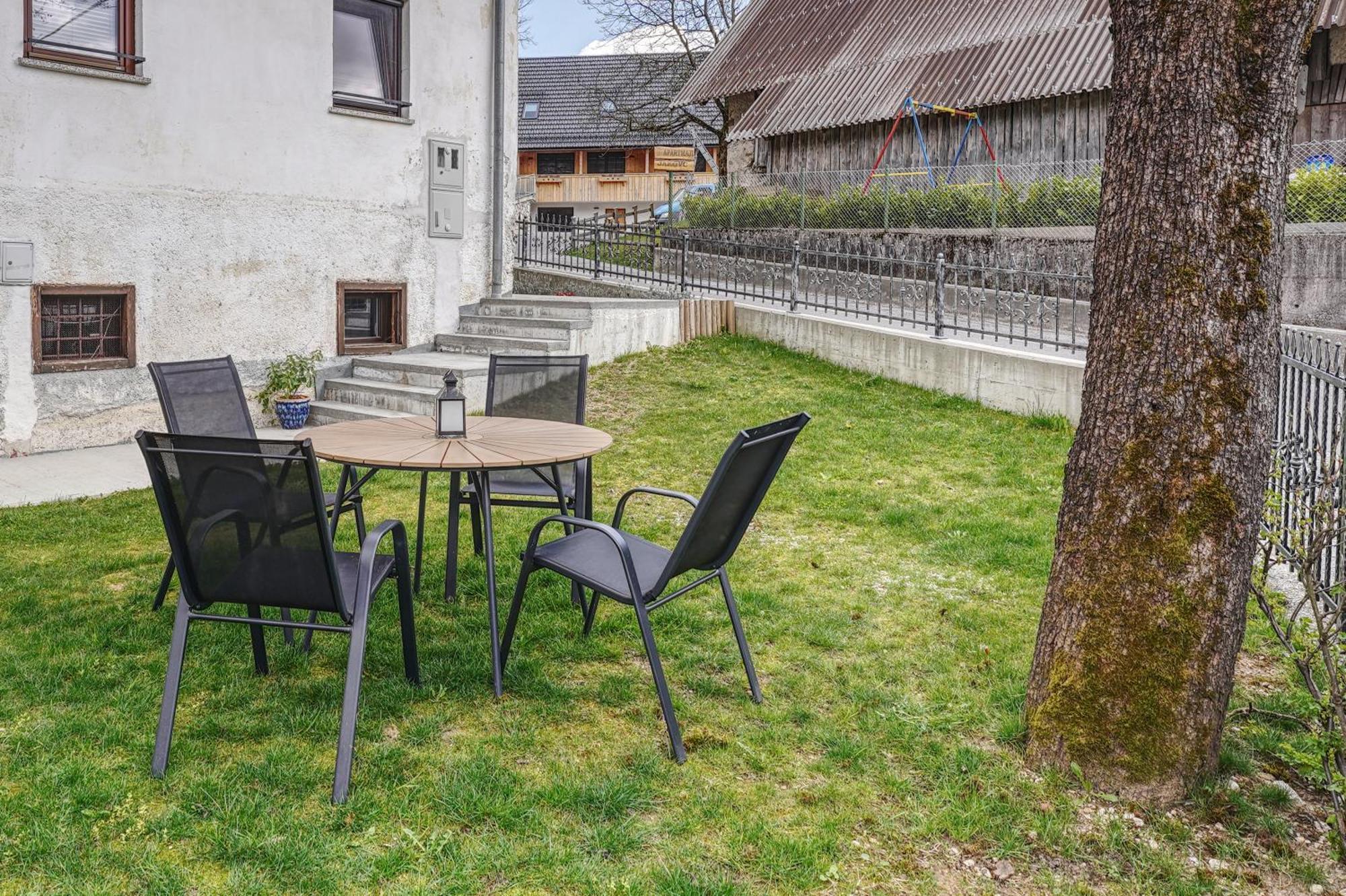 Apartments Katja Бохин Екстериор снимка