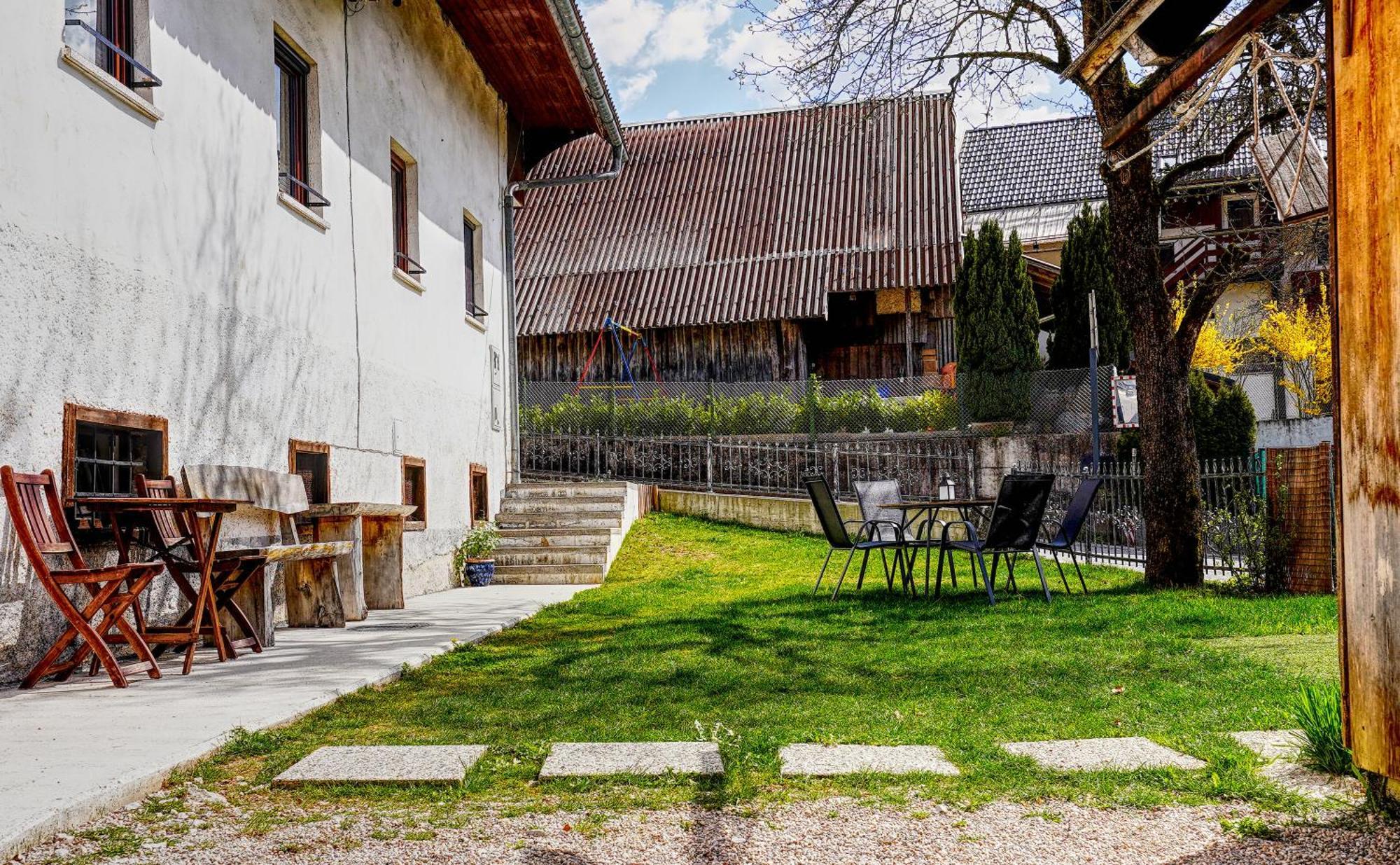 Apartments Katja Бохин Екстериор снимка