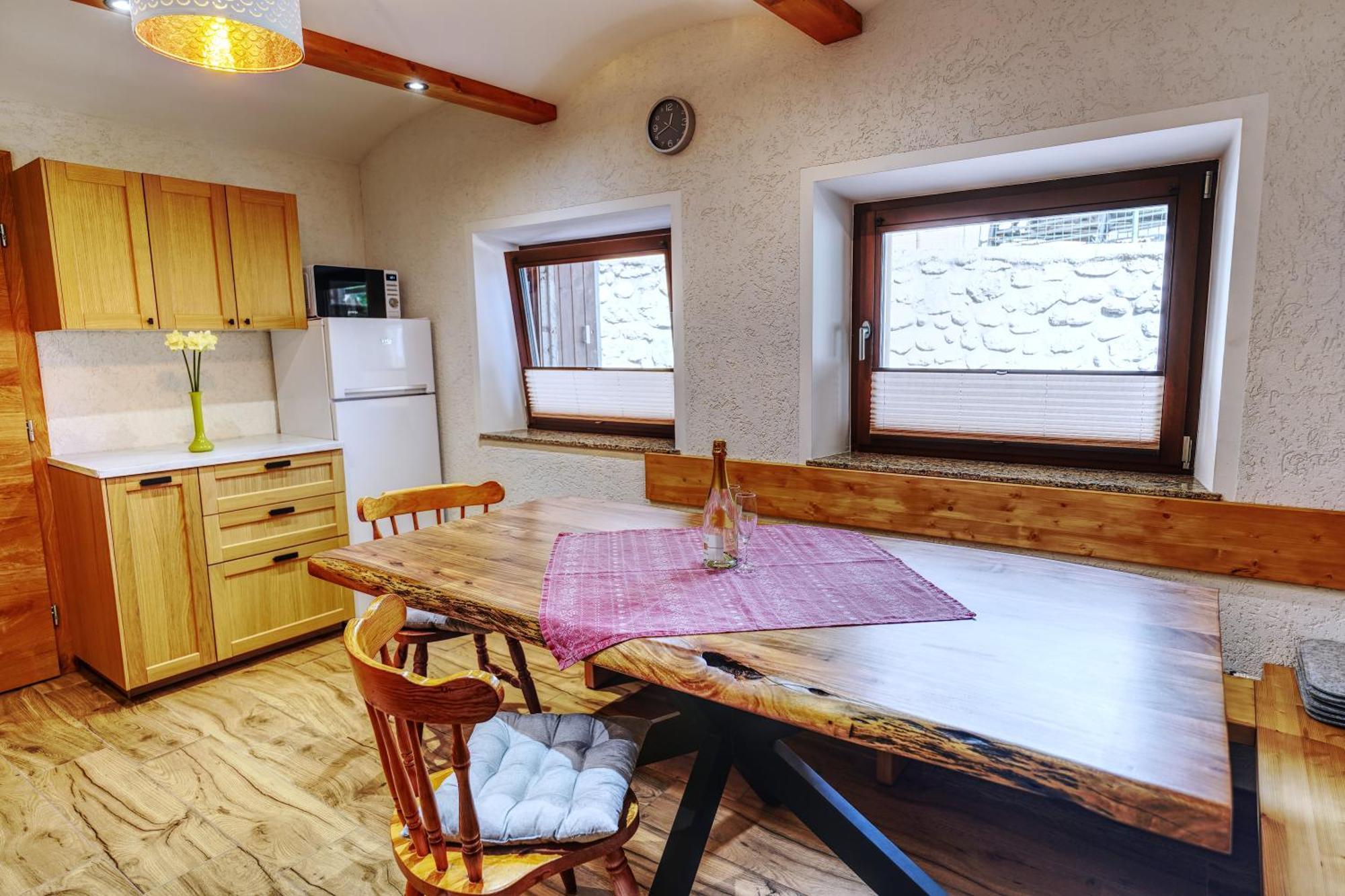 Apartments Katja Бохин Екстериор снимка